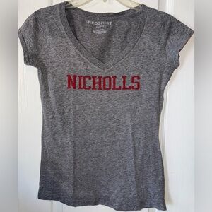 Redshirt Nicholls State University Graphic V-Neck Tee Gray & Red Size XL